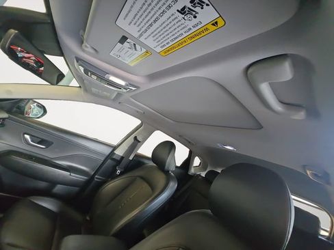 Used 2024 Hyundai Kona Limited AWD/4WD image 12