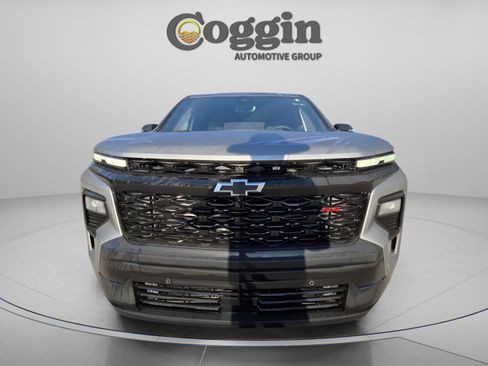 New 2026 Chevrolet Traverse RS w/ LPO, Floor Liner Package image 5