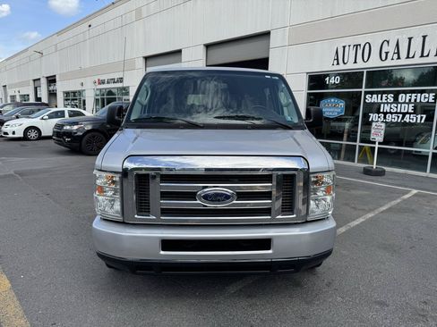 Used 2013 Ford E-350 and Econoline 350 XLT RWD image 2