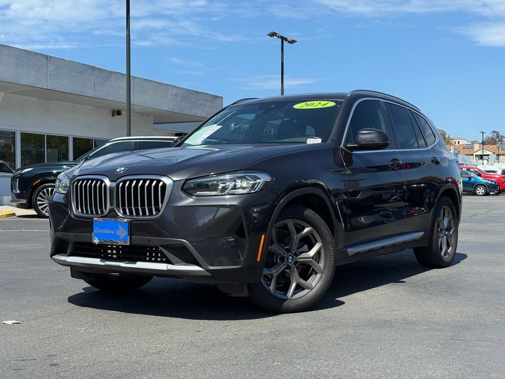 Used 2024 BMW X3 sDrive30i RWD image 2