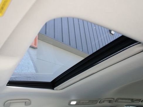 Used 2016 INFINITI QX80 Limited AWD/4WD image 6