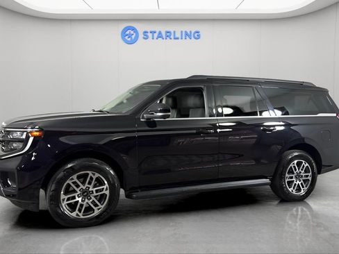 Used 2025 Ford Expedition Max Active image 3