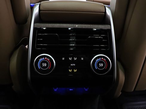 Used 2023 Land Rover Range Rover SE image 44