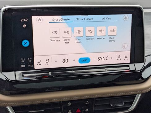 New 2026 Volkswagen Atlas Cross Sport SE image 23