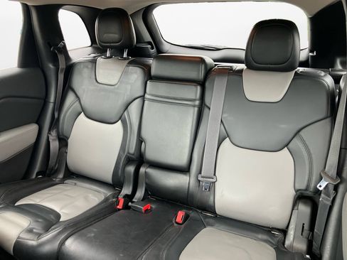 Used 2014 Jeep Cherokee Limited AWD/4WD image 15