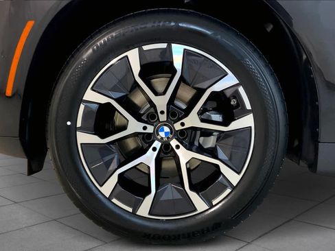 Used 2025 BMW X3 xDrive30i w/ Premium Package AWD/4WD image 11