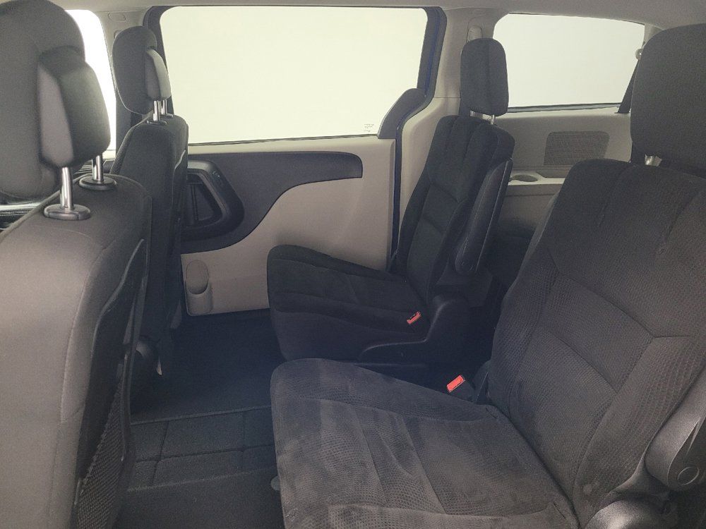 Used 2019 Dodge Grand Caravan SE w/ UConnect Hands-Free Group FWD image 18