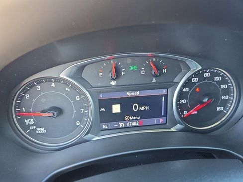 Used 2022 GMC Terrain SLT w/ Infotainment Package II image 18