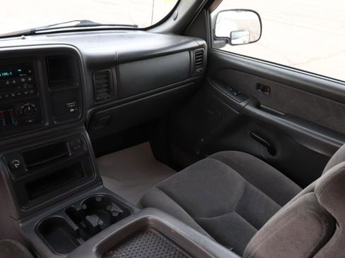Used 2003 GMC Sierra 3500 SLE image 13