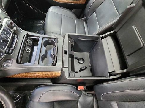 Used 2017 Chevrolet Tahoe Premier AWD/4WD image 23