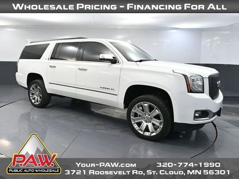 Used 2015 GMC Yukon XL SLT image 1
