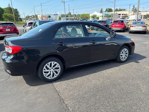 Used 2012 Toyota Corolla LE FWD image 4
