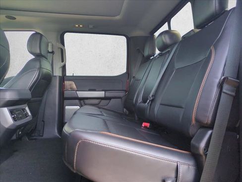 Used 2025 Ford F250 Lariat w/ Lariat Ultimate Package AWD/4WD image 19