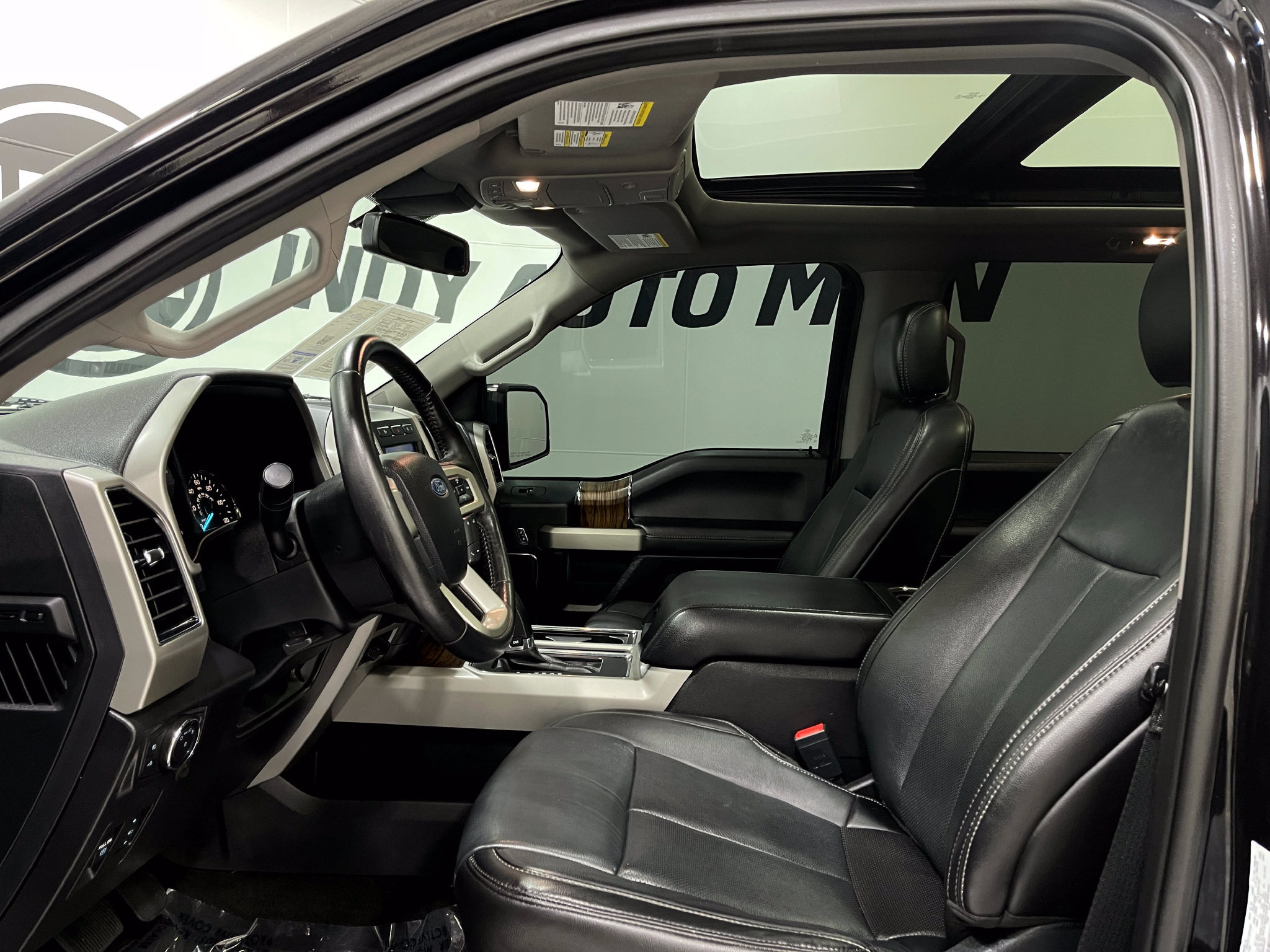 Used 2020 Ford F150 Lariat AWD/4WD image 13