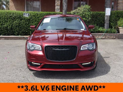 Used 2023 Chrysler 300 Touring L w/ Popular Equipment Group AWD/4WD image 3