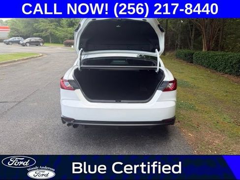 Used 2025 Toyota Camry SE FWD image 7