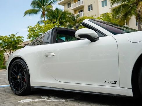 Used 2018 Porsche 911 Targa 4 GTS AWD/4WD image 37