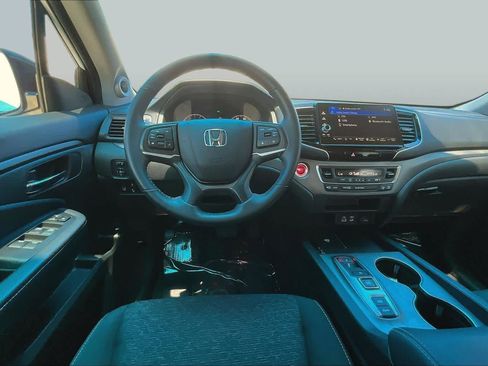 Used 2024 Honda Ridgeline Sport image 6