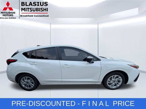 Used 2025 Subaru Impreza 2.0i AWD/4WD image 7