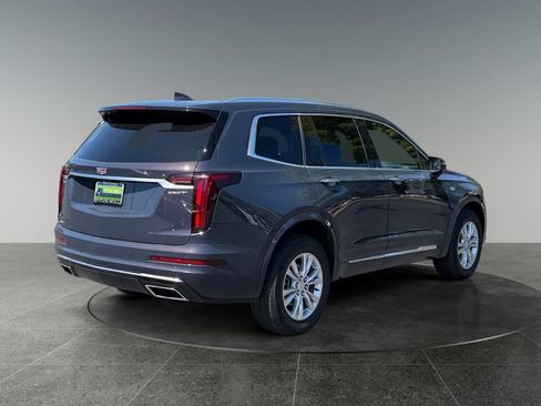 Used 2025 Cadillac XT6 Luxury AWD/4WD image 9