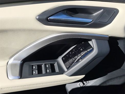 New 2025 Audi Q5 Premium image 19