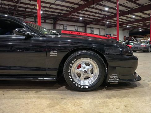 Used 1994 Ford Mustang GT image 11
