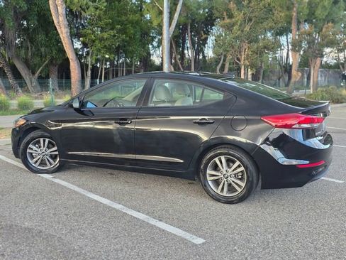 Used 2018 Hyundai Elantra Value Edition FWD image 18