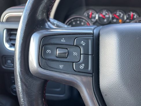 Used 2021 Chevrolet Suburban RST w/ Luxury Package image 30