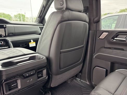 New 2026 GMC Sierra 2500 AT4X w/ AT4X AEV Edition AWD/4WD image 20
