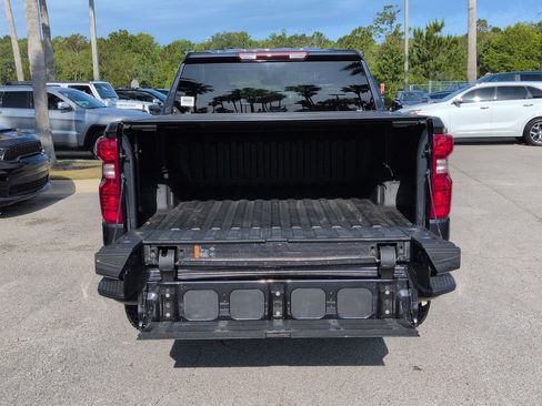 Used 2024 Chevrolet Silverado 1500 Custom Trail Boss w/ LPO, Dark Essentials Package AWD/4WD image 12