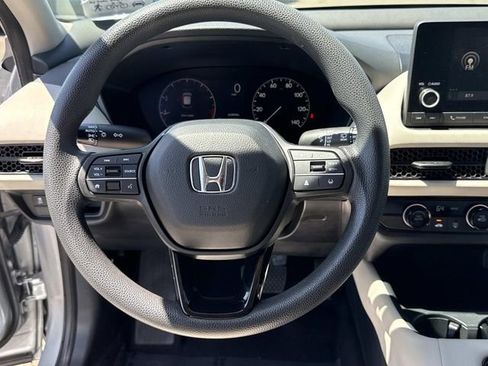 Used 2023 Honda HR-V LX image 18