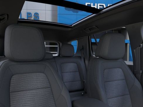 New 2026 Chevrolet Equinox LT w/ Safety and Technology Package FWD image 24