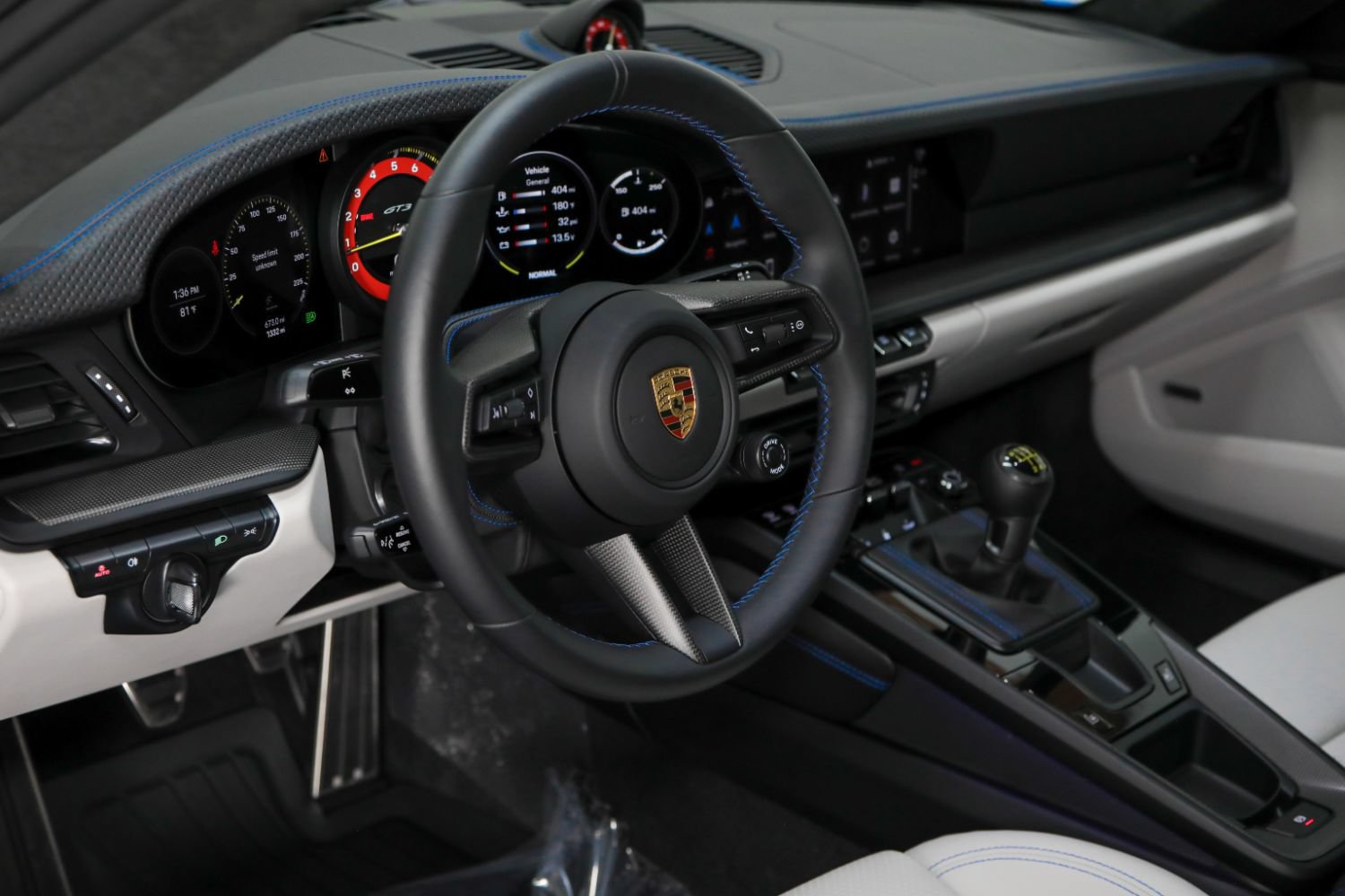 Used 2022 Porsche 911 GT3 RWD image 47