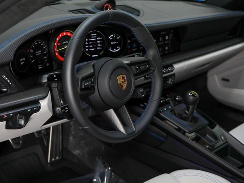 Used 2022 Porsche 911 GT3 RWD image 47