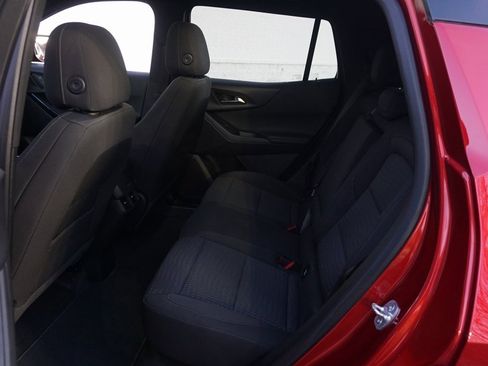 Certified 2025 Chevrolet Equinox LT image 11