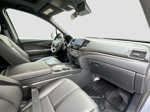 Used 2025 Honda Ridgeline TrailSport image 30