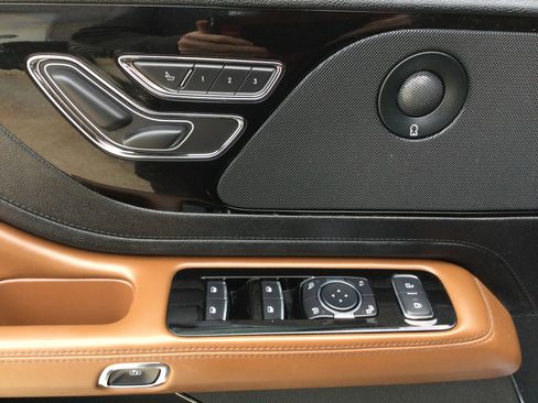 Used 2023 Lincoln Aviator Reserve w/ Jet Package AWD/4WD image 14