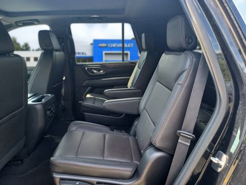 Used 2021 Chevrolet Tahoe High Country w/ Premium Package 2 AWD/4WD image 18