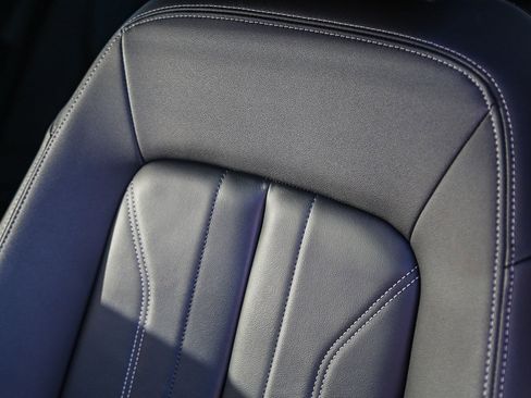 Used 2023 Audi Q5 2.0T Premium w/ Convenience Package image 30