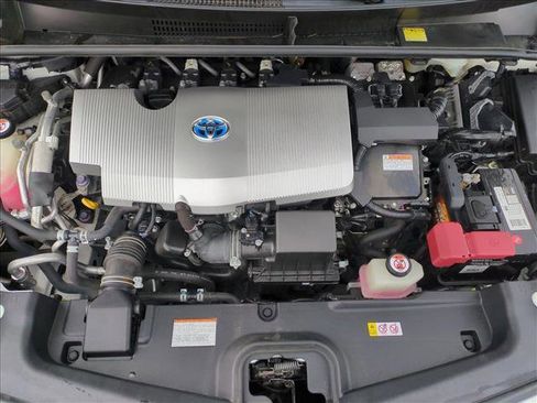 Used 2017 Toyota Prius Prime Advanced image 21