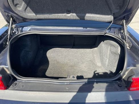 Used 2011 Dodge Challenger RWD image 19