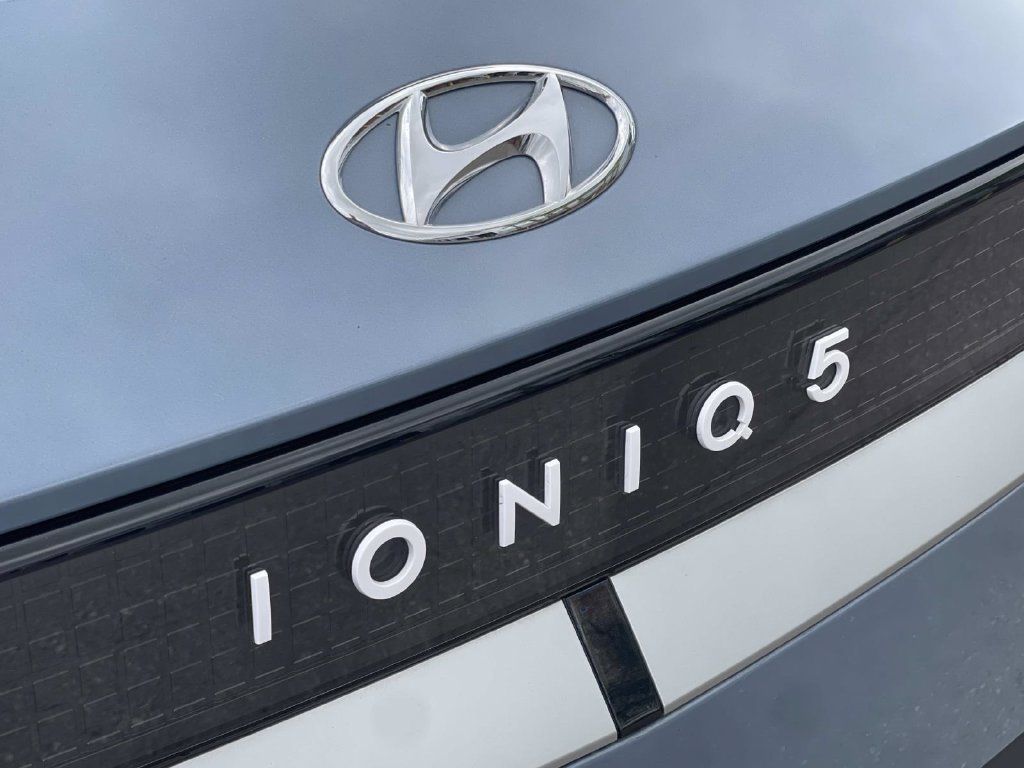 Used 2024 Hyundai Ioniq 5 SEL RWD image 6