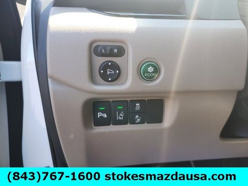 Used 2016 Honda Pilot Touring image 13