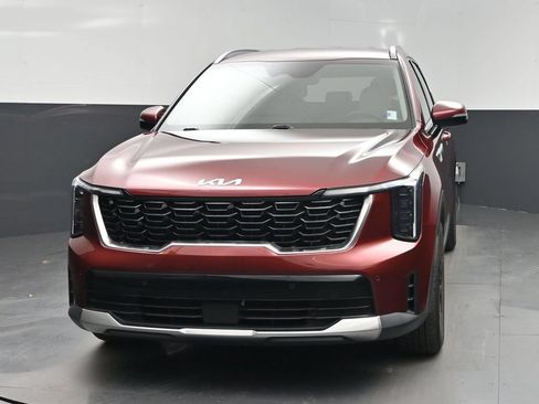 Certified 2025 Kia Sorento S FWD image 6