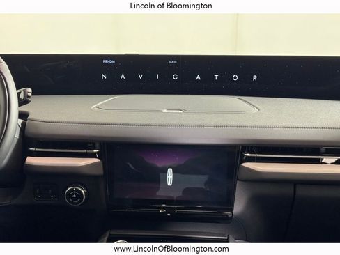 New 2026 Lincoln Navigator L Reserve AWD/4WD image 25