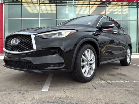 Used 2019 INFINITI QX50 Pure image 2