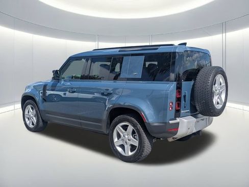 Used 2020 Land Rover Defender 110 SE AWD/4WD image 4