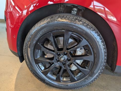 Used 2024 Land Rover Range Rover Sport SE image 7