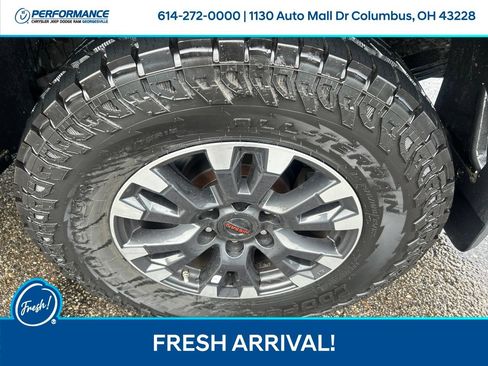 Used 2020 Nissan Titan PRO-4X w/ Pro-4x Utility Package AWD/4WD image 11