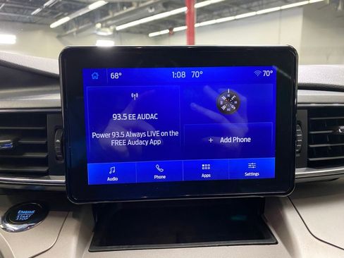 Used 2023 Ford Explorer XLT w/ Equipment Group 202A image 30